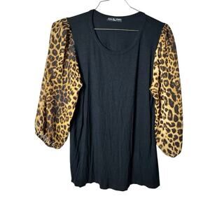 Kim & Cami Women's Black Top with Animal Print Sleeves Sz L